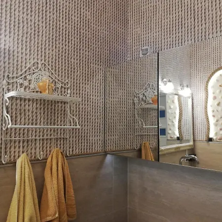 Marina, Marea Apartment