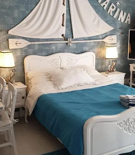 Marina, Marea ミエンジズドロイェ