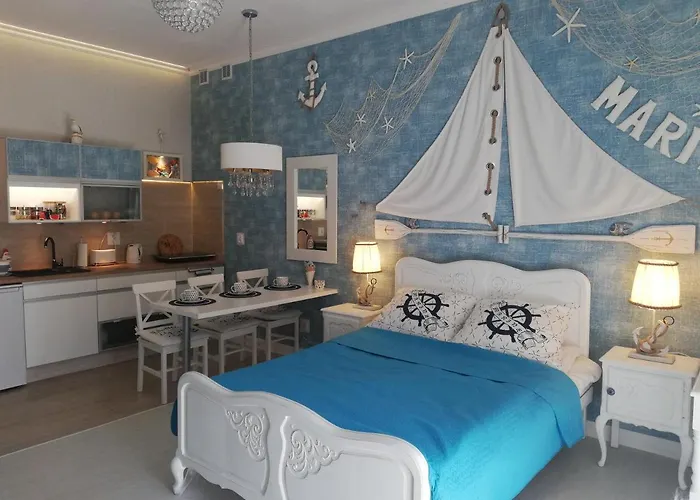 Marina, Marea アパート *