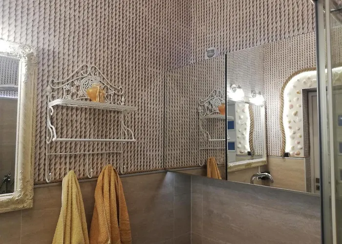 Marina, Marea アパート